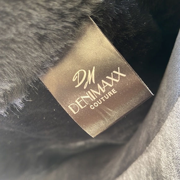 DENIMAXX COUTURE Women’s Size Medium Lambskin and Fur Fitted Navy Blue Jacket - Picture 8 of 9